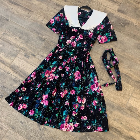 Vintage floral dress - Picture 4 of 13